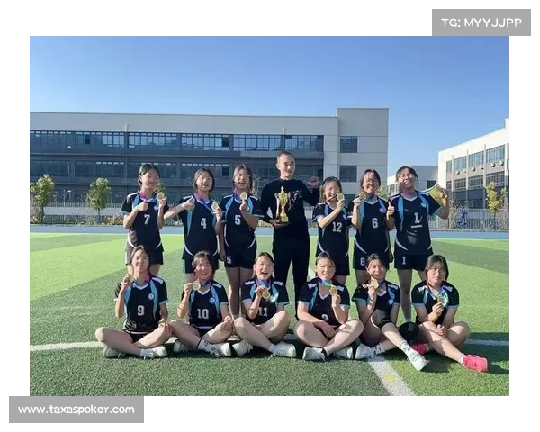 郑州队毛钧怡谈比赛准备:展现顽强拼搏的女排精神 郑州队毛钧怡谈比赛准备:展现顽强拼搏的女排精神