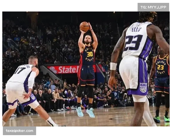 库里半场命中6记三分，勇士客场领先国王15分进入更衣室